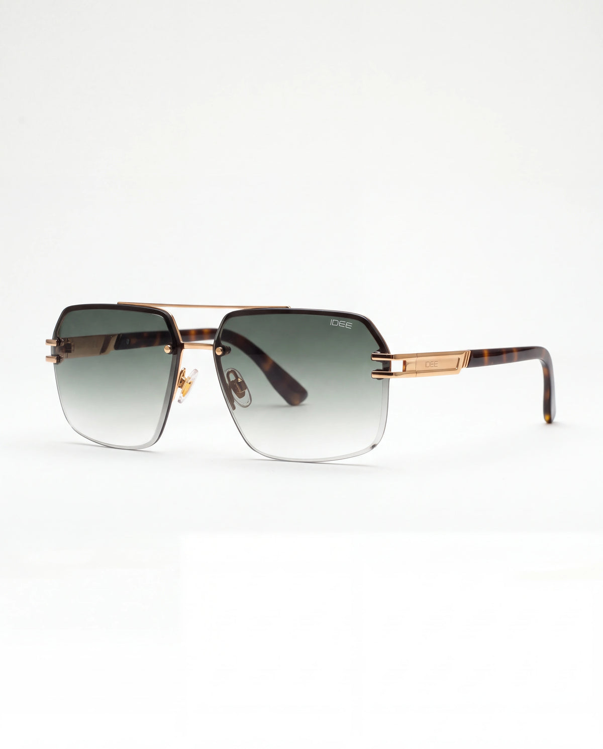Sunglasses — Detail - Texture | Generated by Modelize